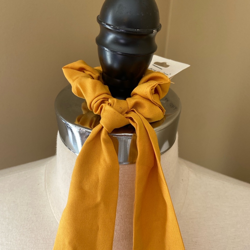 Mustard Gameday Pony Tail Scarf NWT - Picture 2 of 4